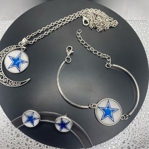 COPY - Dallas cowboys silver tone necklace, bracelet and earrings!!!